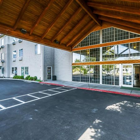Quality Inn & Suites Of Liberty Lake Extérieur photo