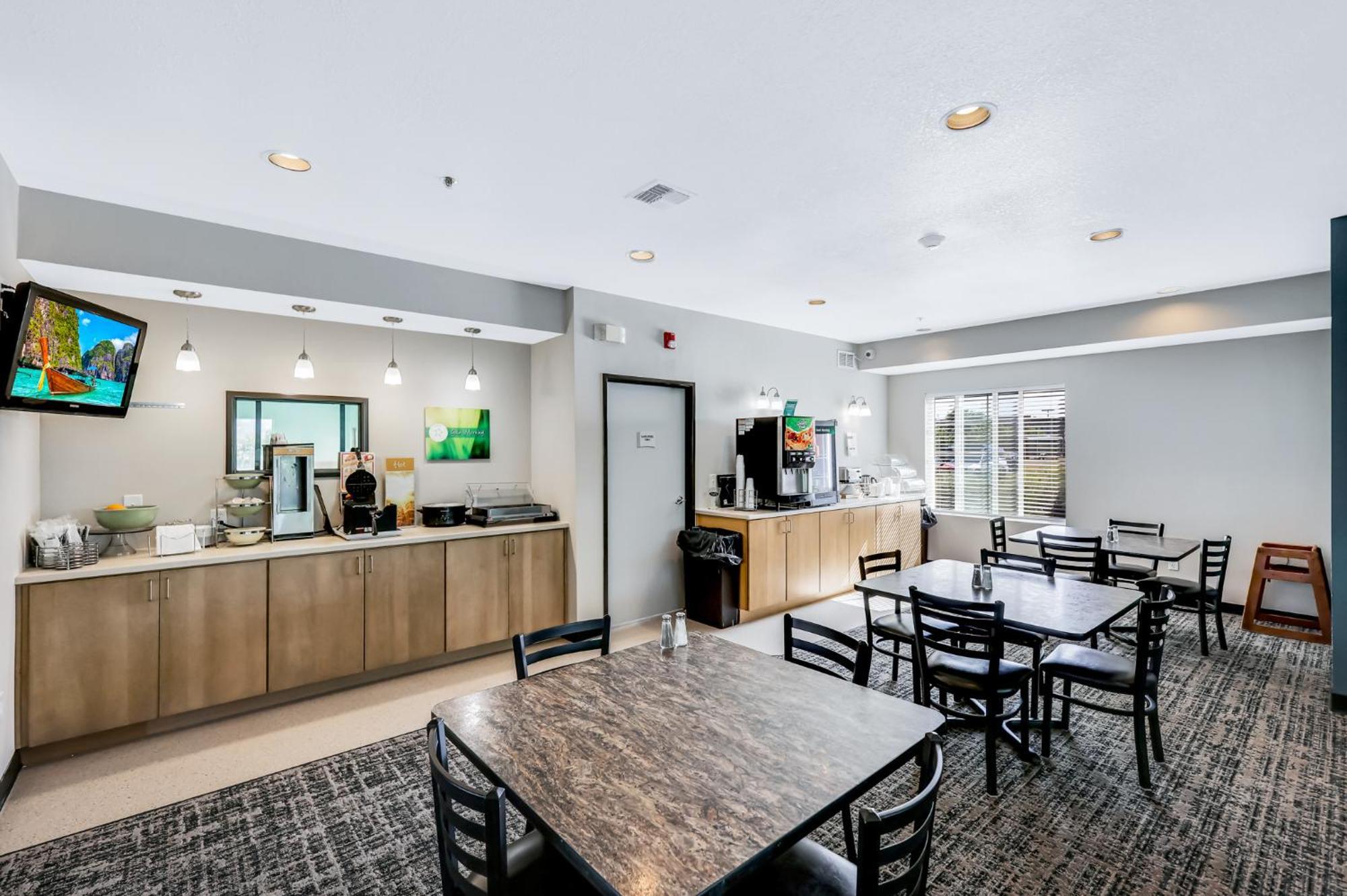 Quality Inn & Suites Of Liberty Lake Extérieur photo